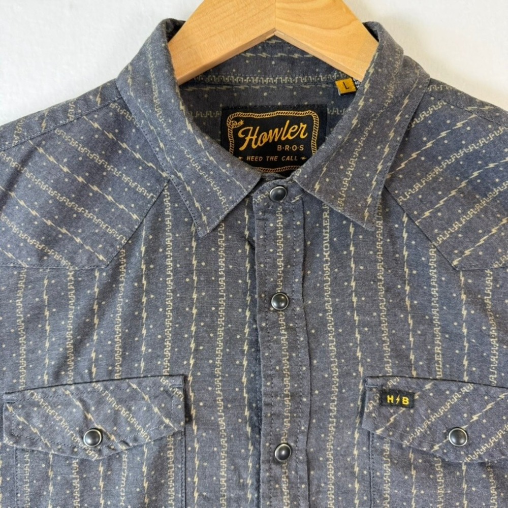 Howler Brothers H Bar B Mens Large Tepozteco Stripe: Antique Black Pearl Snap